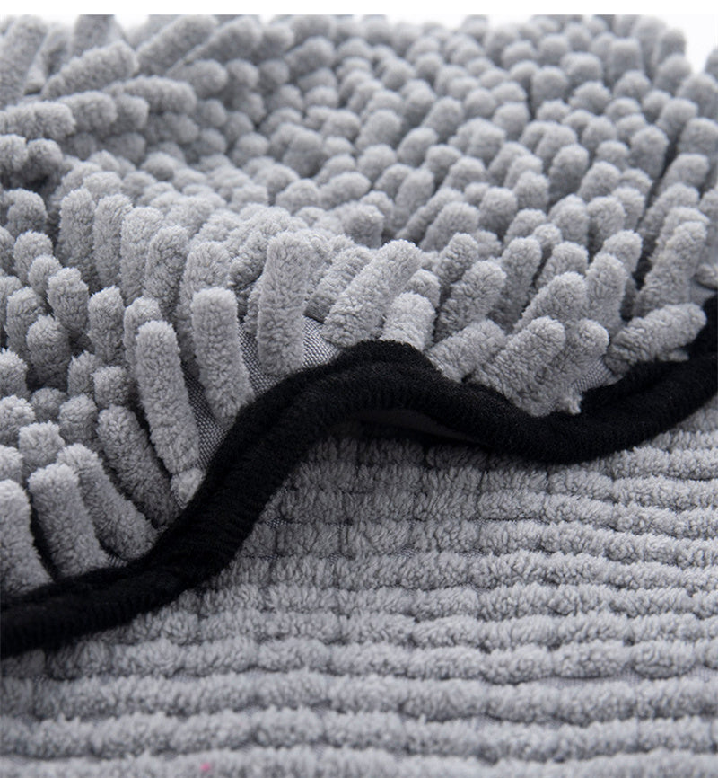 Super Absorbent Microfiber Pet Towel – Quick-Dry, Soft & Reusable for Dogs and Cats